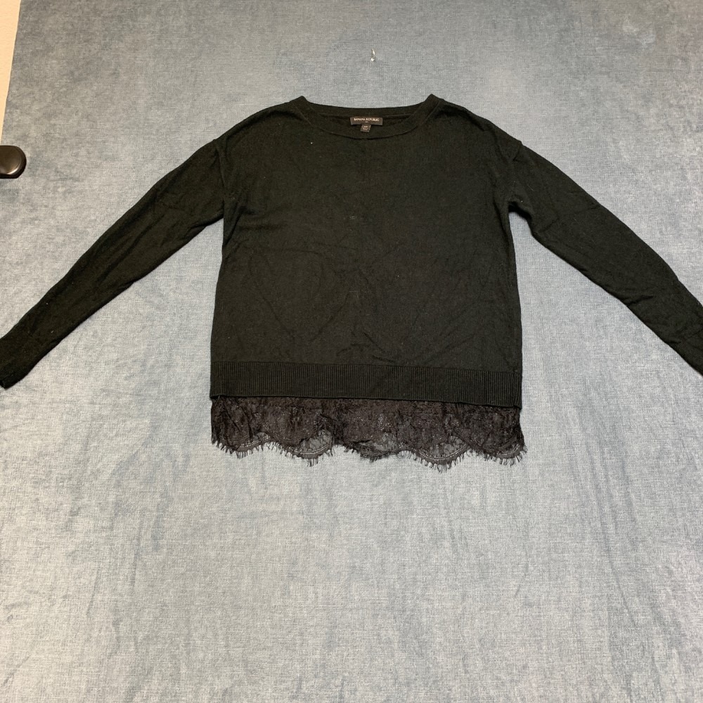 Banana Republic Sweater Womens XS Black Long Sleeve Knitted Lace Hem Pullover
